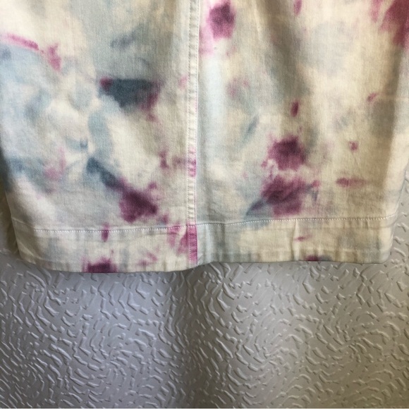 Anthropologie Kimmie Tie-Dye Tulip Denim Wrap Closure Button-Up Skirt - Picture 11 of 16